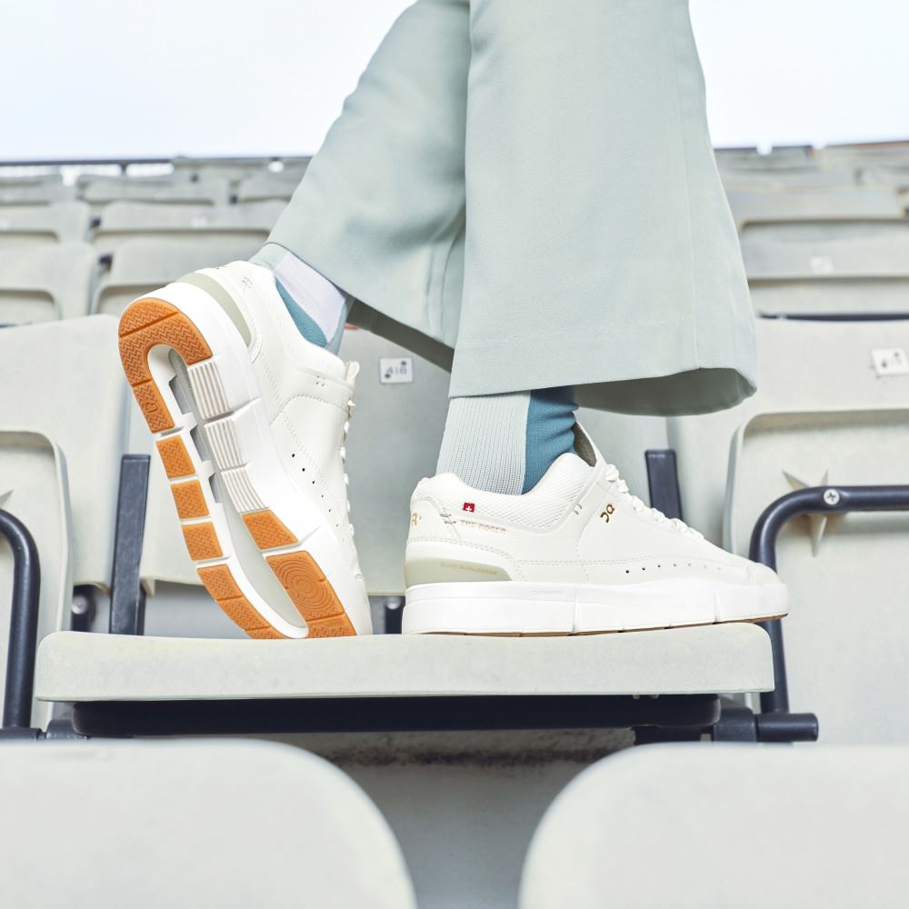 On THE ROGER: tennis-inspired sneaker by On & Roger Federer - Ice | Chalk ON95XF391 - Image 3