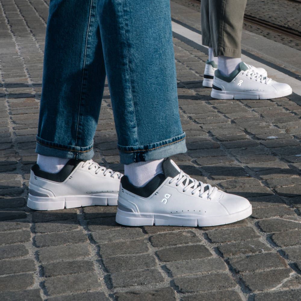 On THE ROGER Advantage: the versatile everyday sneaker - White | Rock ON95XF277 - Image 2